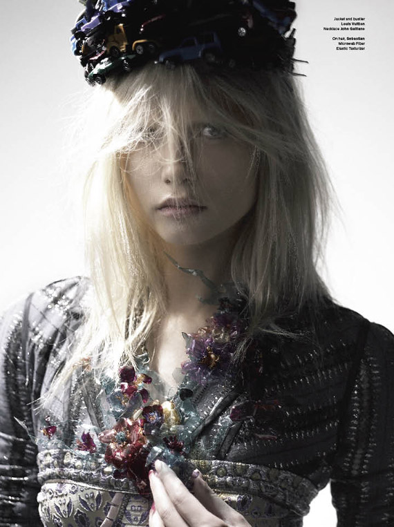 V Magazine Issue #63: The Size Issue | Preview