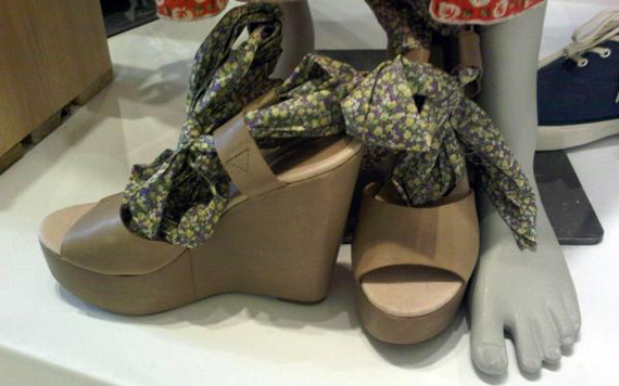 Pierre Hardy for Gap Summer 2010 Footwear Preview