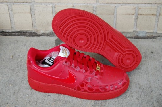 Valentines Day: Nike Air Force 1, Dunk High & Aerofit High