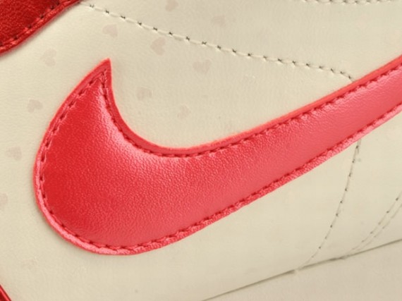 Valentines Day: Nike Air Force 1, Dunk High & Aerofit High