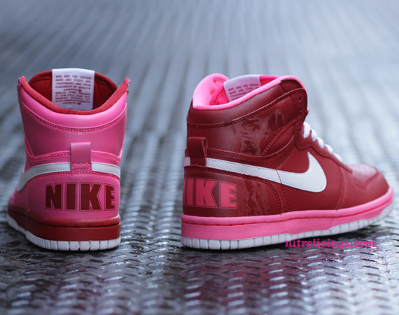 Big Nike High Womens – Valentine’s Day 2010 Editions