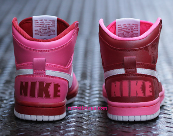 Big Nike High Womens – Valentine’s Day 2010 Editions