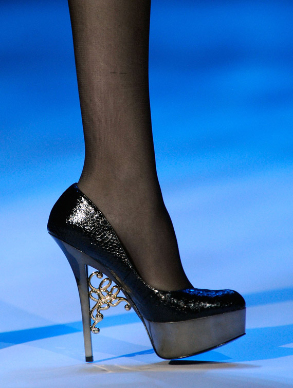 Christian Siriano Fall 2010 Fashion Show + Payless Shoes