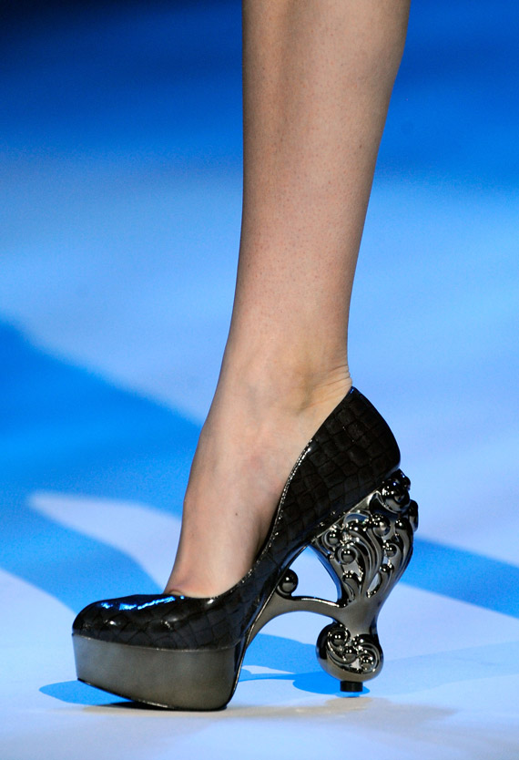 Christian Siriano Fall 2010 Fashion Show + Payless Shoes