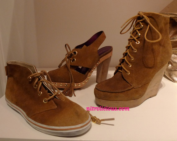L1100319 Coach Poppy Fall 2010 Collection Preview