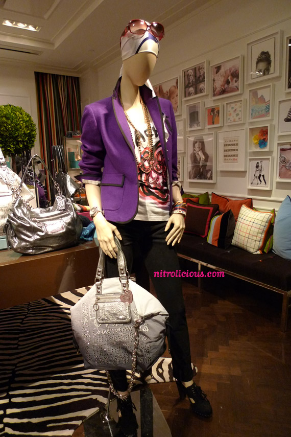 L1100339 Coach Poppy Fall 2010 Collection Preview