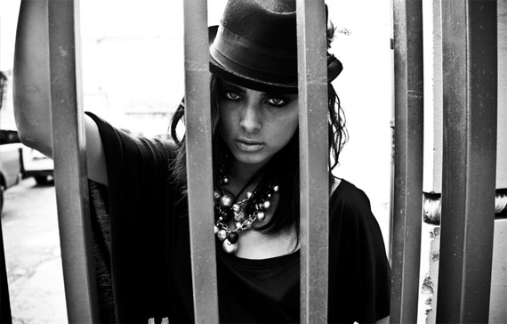 Hellz Bellz Spring 2010 Delivery One: Obsessed With You