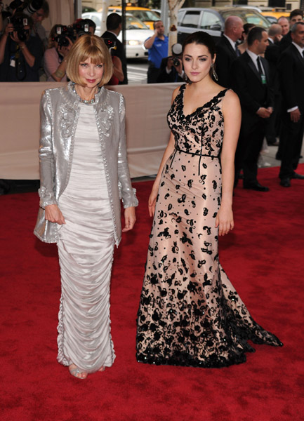Metropolitan Museum Of Art 2010 Costume Institute Gala