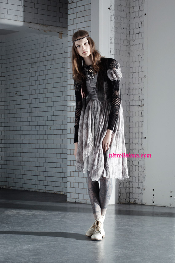 44-OUT-OF-THE-WILD Topshop Fall/Winter 2010 ‘Out of the Wild’ Lookbook