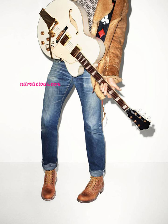 ALDO Fall/Winter 2010 Ad Campaign   Jessica Stam & Matt Gordon