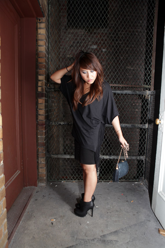 Outfit: Shredded + Zig Zag