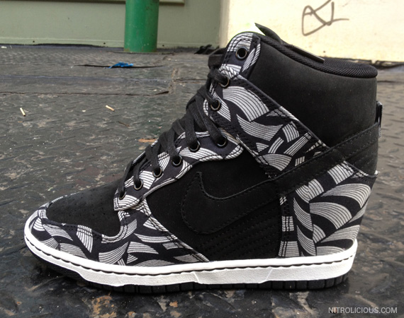 Liberty x Nike Dunk Sky High   Lotus Jazz Collection