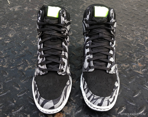 Liberty x Nike Dunk Sky High   Lotus Jazz Collection