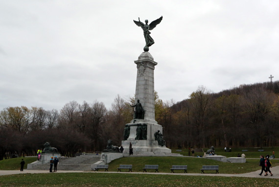 Montréal Day 4: Romados, Mont Royal, Biodôme, Au Pied de Cochon