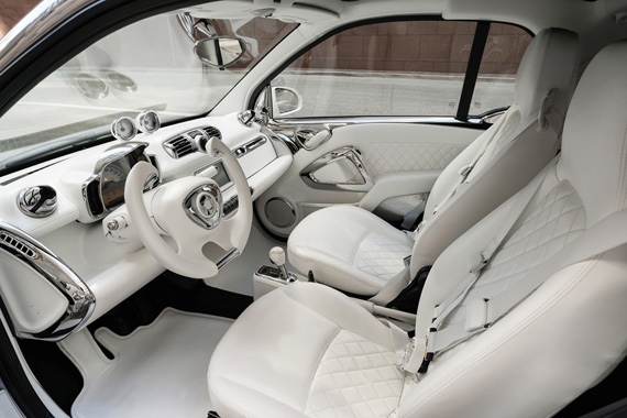 Jeremy Scott x Smart forjeremy Winged Car