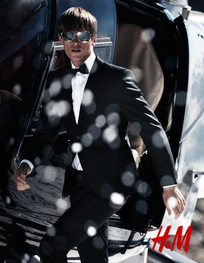 H&M Holiday 2012 Ad Campaign featuring Daria Werbowy