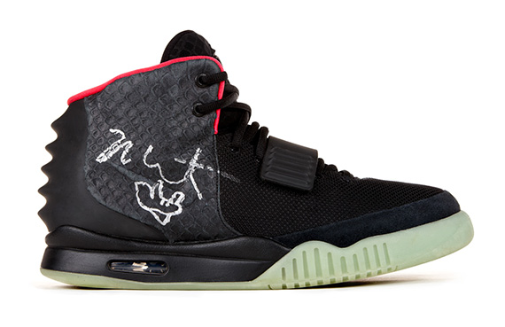 NIKE Kanye West 1 photo Re/Create New York ft. Kanye West, Marc Jacobs, Kate Moss...