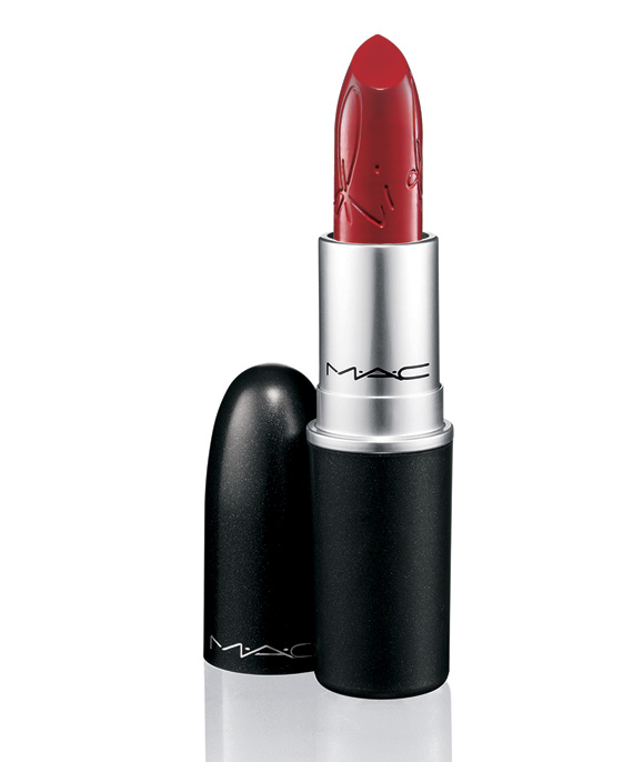 RiRi ♥ M∙A∙C Lipstick   RiRi Woo